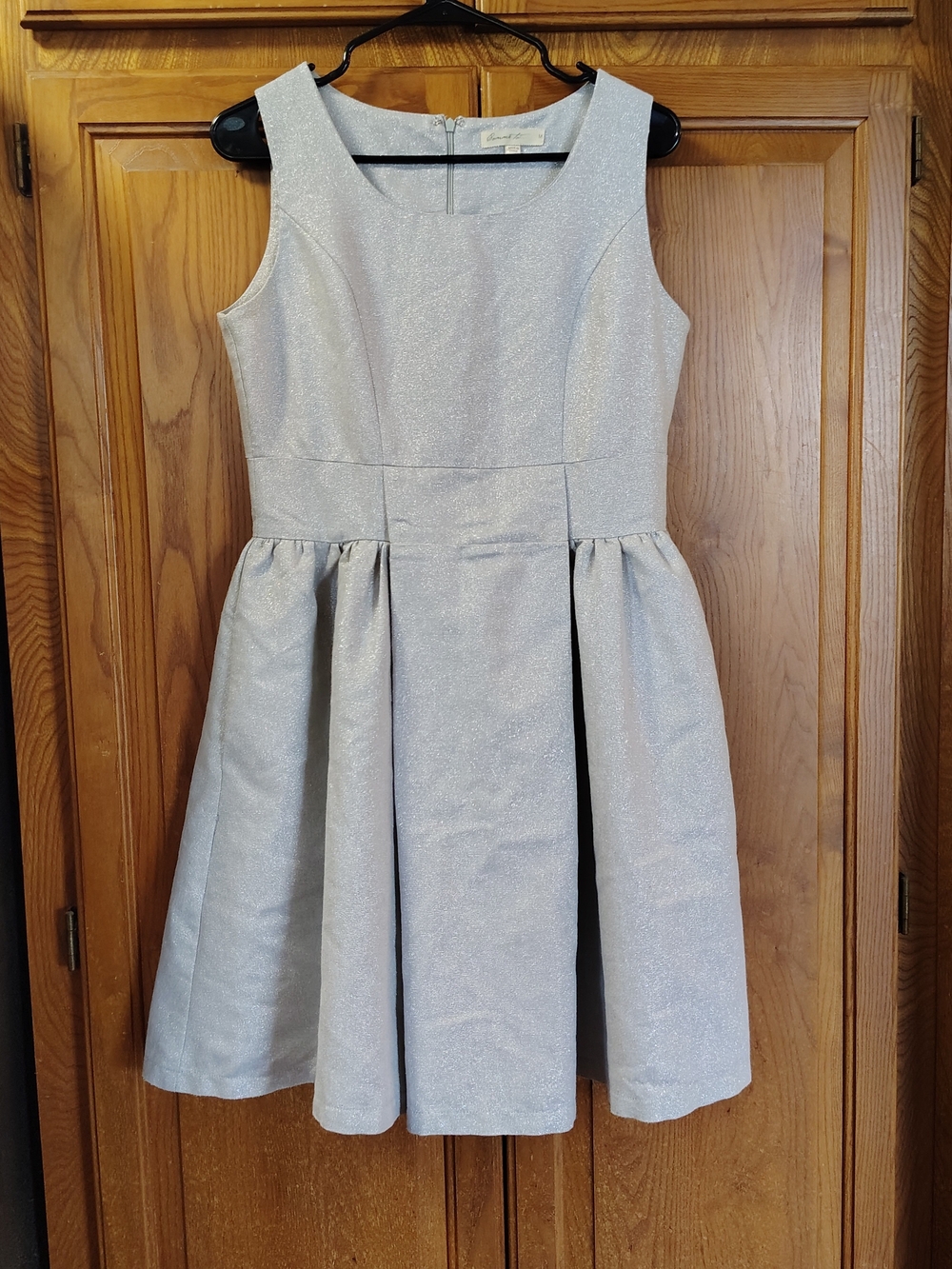 Comme Toi Sleeveless Shimmering Silver Dress Midi Pockets Zip Size Medium